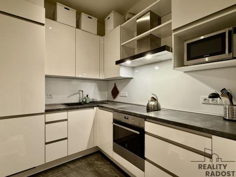 Pronájem bytu 3+1, Brno, Příkop, 89 m2