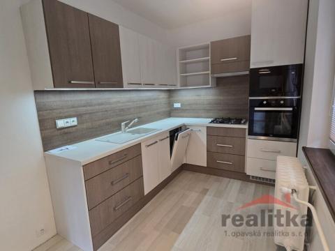 Pronájem bytu 2+1, Opava - Předměstí, Kasárenská, 50 m2