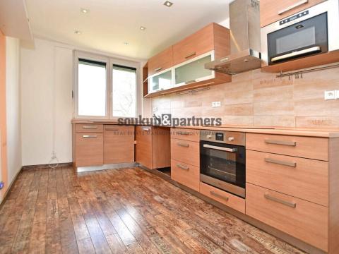 Prodej bytu 3+1, Praha - Záběhlice, Bělčická, 76 m2