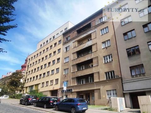 Pronájem bytu 3+1, Praha - Vinohrady, Chorvatská, 85 m2