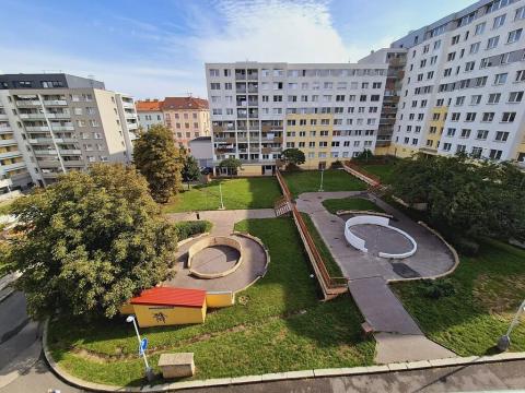 Prodej bytu 3+kk, Praha - Žižkov, Jeseniova, 68 m2