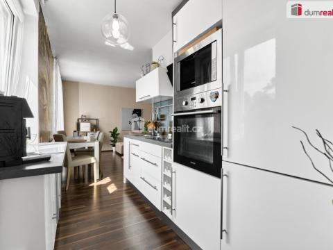 Prodej bytu 2+kk, Dalovice, Májová, 55 m2