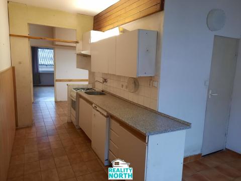 Prodej bytu 2+1, Děčín, Kladenská, 59 m2