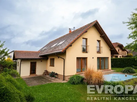 Prodej rodinného domu, Solnice, Nad Farou, 303 m2