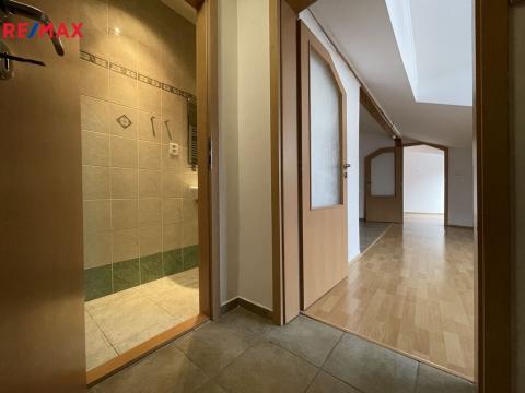 Pronájem bytu 2+kk, Olomouc, Šemberova, 54 m2