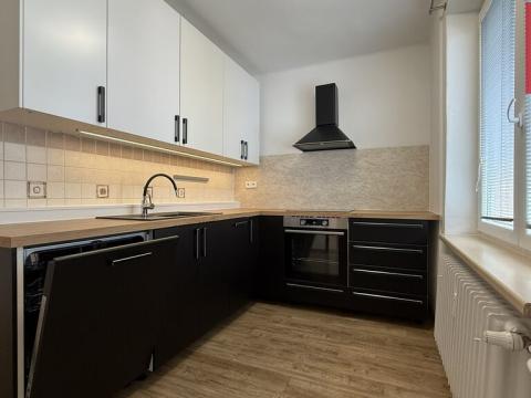 Pronájem bytu 4+1, Opava, Kolářská, 77 m2