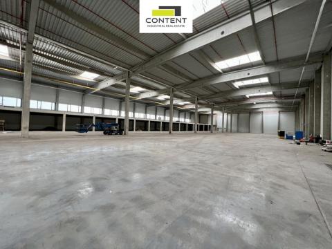 Pronájem skladu, Starovice, 2800 m2