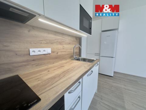Pronájem bytu 1+kk, Praha - Háje, 34 m2