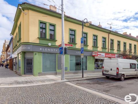 Pronájem bytu 2+1, Pardubice, Sladkovského, 85 m2