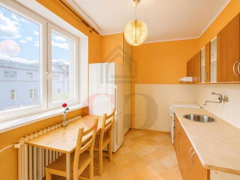 Prodej bytu 2+1, Plzeň, Živnostenská, 58 m2