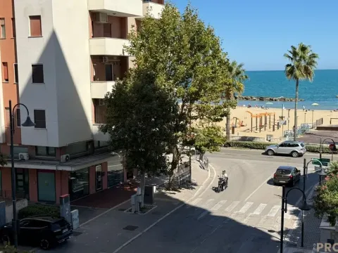 Prodej bytu 3+1, Montesilvano, Itálie, 59 m2