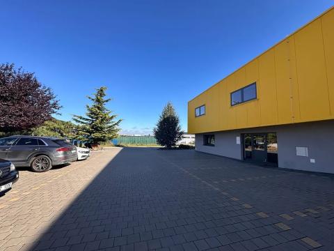 Pronájem kanceláře, Moravany, Bohunická cesta, 300 m2