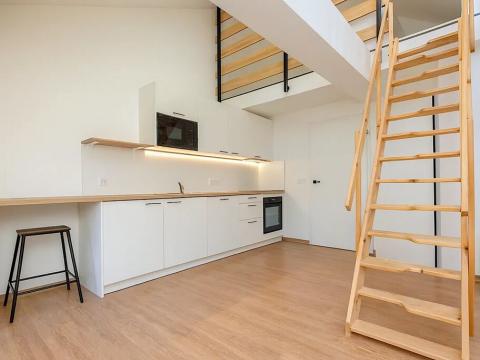Pronájem bytu 1+kk, Brno, Poštovská, 36 m2