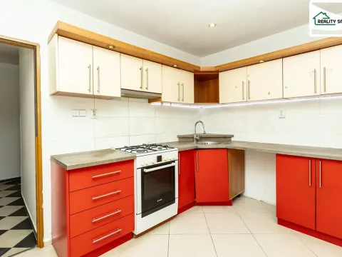 Prodej bytu 3+1, Cheb, Dvořákova, 74 m2