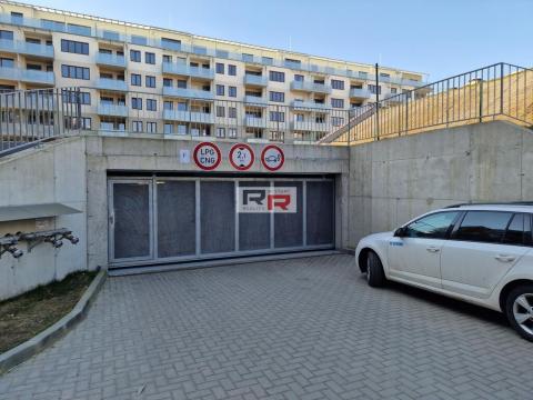 Pronájem garážového stání, Olomouc, Camilla Sitteho, 13 m2