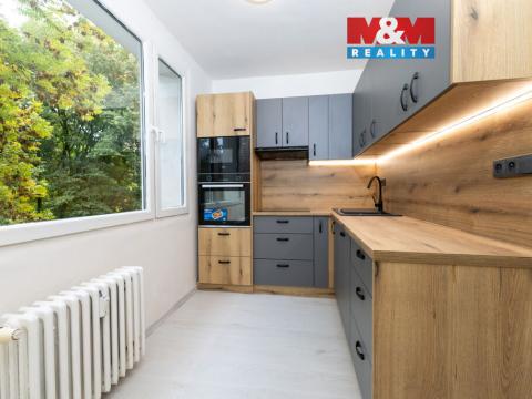 Prodej bytu 3+1, Chomutov, 17. listopadu, 78 m2