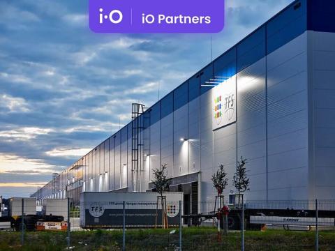 Pronájem skladu, Brno, Letiště Brno-Tuřany, 13000 m2