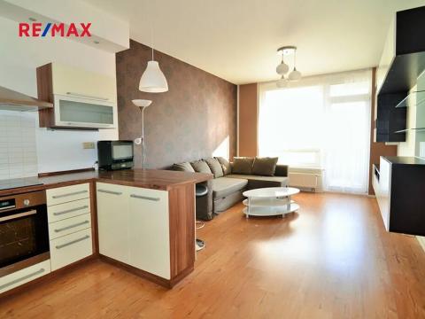 Pronájem bytu 2+kk, Praha - Stodůlky, Svitákova, 57 m2