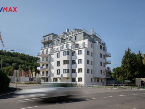 Prodej bytu 3+kk, Karlovy Vary, Šumavská, 79 m2