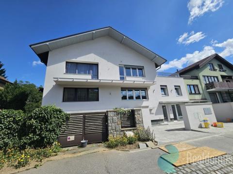 Pronájem bytu 3+kk, Praha, Na moklině, 71 m2