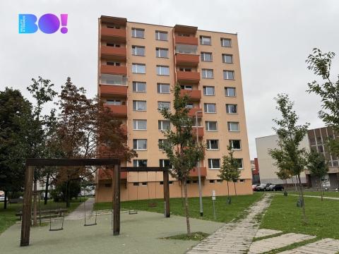 Prodej bytu 3+1, Znojmo, Dukelských bojovníků, 70 m2