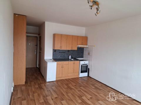 Pronájem bytu 1+kk, Sokolov, Jiřího z Poděbrad, 25 m2