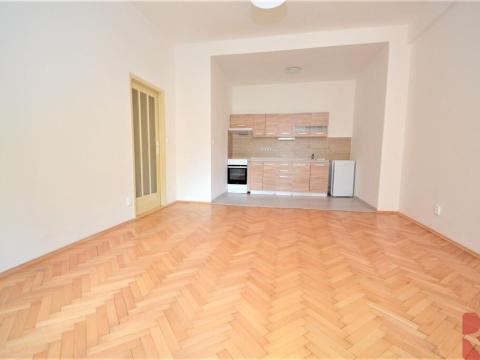 Pronájem bytu 1+kk, Praha - Nusle, Sdružení, 37 m2
