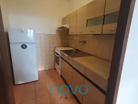 Pronájem bytu 2+kk, Praha - Kobylisy, Frýdlantská, 44 m2