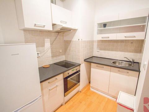 Pronájem bytu 1+kk, Praha - Kunratice, Velké Kunratické, 35 m2