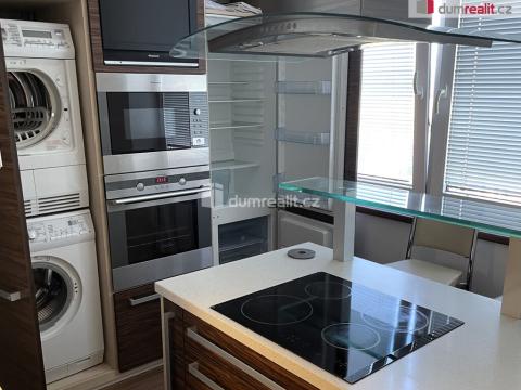 Pronájem bytu 2+1, Veselí nad Moravou, Hutník, 64 m2