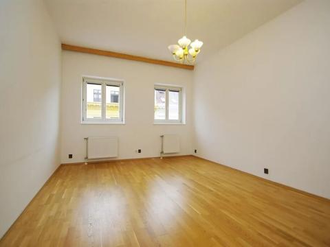 Pronájem bytu 1+1, Praha - Smíchov, V lesíčku, 34 m2