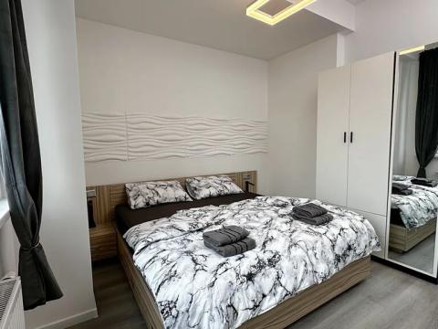 Pronájem bytu 2+kk, Karlovy Vary, 37 m2