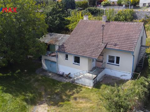 Prodej rodinného domu, Týnec nad Labem, Husova, 60 m2