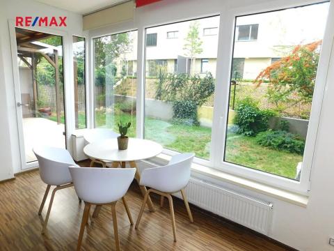 Pronájem bytu 2+kk, Praha - Velká Chuchle, Mrkosova, 60 m2