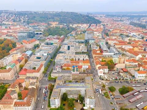 Pronájem kanceláře, Praha, 1000 m2