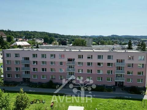 Prodej bytu 3+1, Hostinné, Sídliště, 68 m2