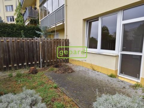 Pronájem bytu 1+kk, Brno, Hrázka, 39 m2