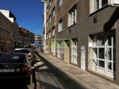 Pronájem bytu 2+1, Brno, Kopečná, 45 m2