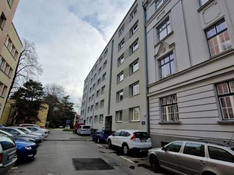 Pronájem bytu 2+1, Ostrava, Pelclova, 72 m2