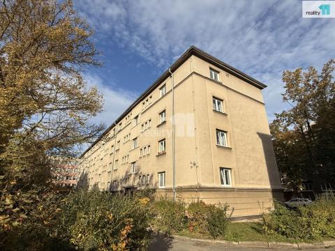 Prodej bytu 3+1, Plzeň - Jižní Předměstí, Schwarzova, 74 m2