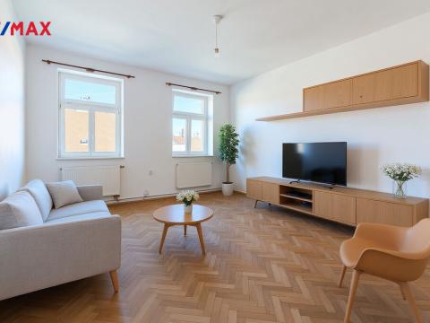 Pronájem bytu 1+1, Praha - Holešovice, Letohradská, 40 m2