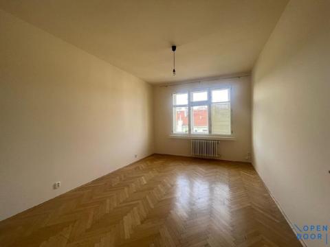 Pronájem bytu 1+kk, Praha - Vinohrady, Londýnská, 28 m2