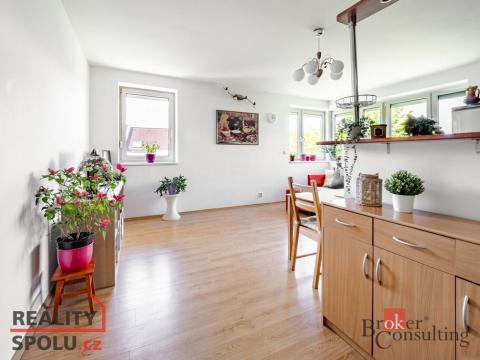 Prodej bytu 3+kk, Praha - Újezd nad Lesy, Domanovická, 86 m2