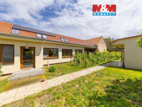 Prodej rodinného domu, Šumice, 263 m2