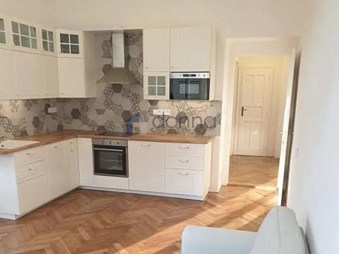 Pronájem bytu 2+kk, Praha, Závišova, 50 m2
