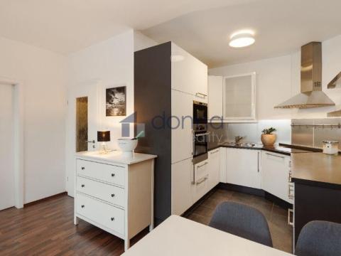 Pronájem bytu 2+kk, Praha, U staré cihelny, 54 m2