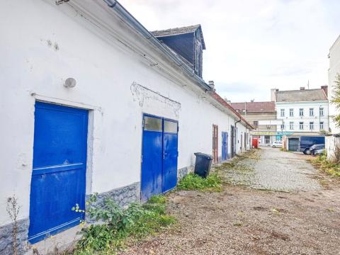 Pronájem výrobních prostor, Pardubice - Zelené Předměstí, Jana Palacha, 211 m2