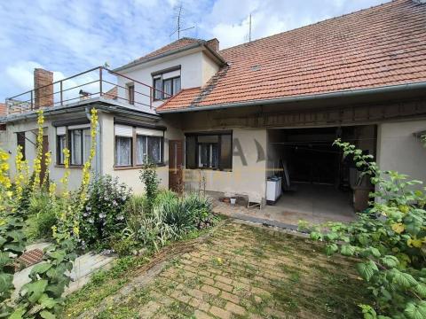 Pronájem rodinného domu, Moravany, 120 m2
