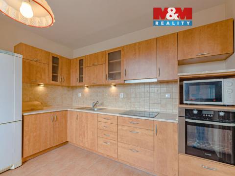 Prodej bytu 3+1, Broumov, Československé armády, 77 m2
