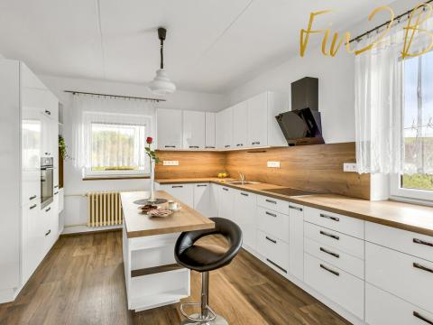 Prodej rodinného domu, Vrhaveč - Neznašovy, 253 m2